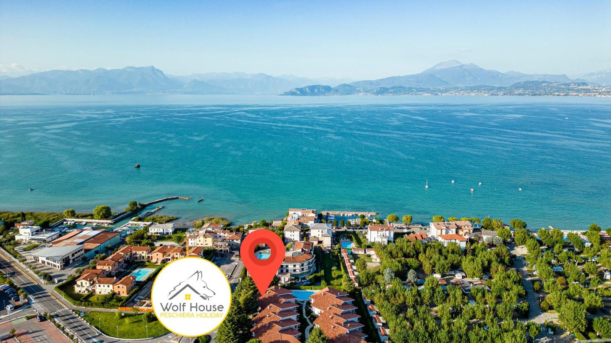 Wolf House - Peschiera Holiday Peschiera del Garda Exterior foto